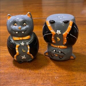 Little Village Halloween Bat Salt and Pepper Shakers by Transpac Brands